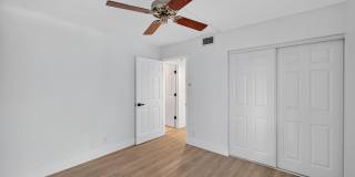14375 Strathmore Lane Gallery 14