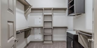 Anthem Cityline Gallery 19