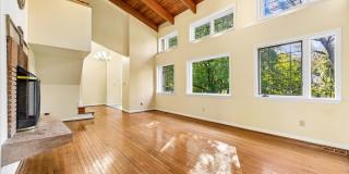 Spacious 5BR/3.5 BTH oasis available NOW in Silver Spring,MD Gallery 1