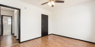 958-976 South Champion Avenue - 960 Gallery 17