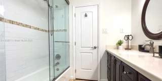 1466 NE 57th Ct Gallery 47