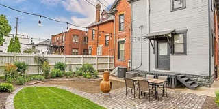 Stunning Victorian Duplex for Rent Gallery 4