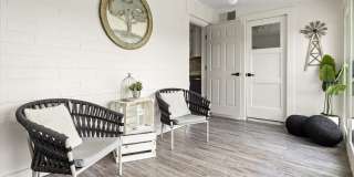 423 N 73rd Place Gallery 25