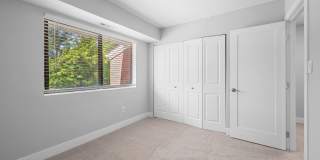 Gainsborough Court, Churchill Mews, and Copperfield Square Apartments & Townhomes Gallery 14