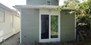 For Rent: 424 S Elliott St. 2 Bedroom, 1 Bath Home! Coming Soon! Covered Front Porch! Gallery 3