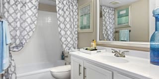 Versailles Apartment Gallery 11