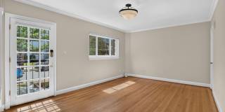 2333 HUIDEKOPER Place NW Gallery 10
