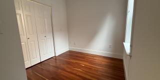 16 Temple St Gallery 14