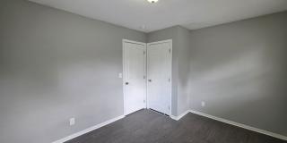 Spacious 4 Bed / 2.5 Bath Home with 2 Living Areas Gallery 17
