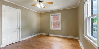 2315 Auburn Street - 2 E Gallery 2