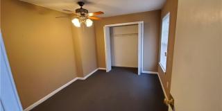 1536 W 40th Street Gallery 29