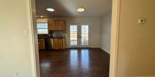 FOR RENT: UNFURNISHED: - Super Sweet Cottage style home in Midtown Bend. Gallery 8