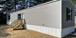 3525 E Elizabethtown Rd Gallery 1