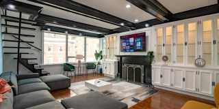 117 East Bellevue Pl. Gallery 1