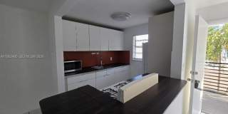 631 Jefferson Ave Gallery 17