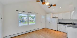 22 Maplewood Avenue Gallery 18