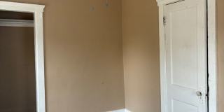 Charming 3 Bed Property at Prime Location Gallery 21