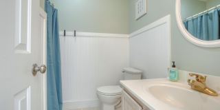 3994 Island Drive Gallery 37