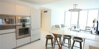 16901 Collins Ave Gallery 3