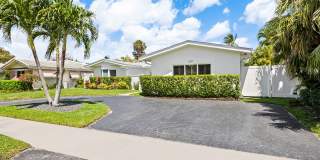 ***NO HOA - Move In Today*** Coastal Elegance Awaits! Stunning 5-Bedroom Home in Prime Fort Lauderdale Location Gallery 4