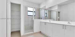 13033 SW 233rd Ter Gallery 12