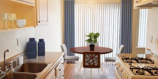 Mountain Crest Apartments Gallery 3