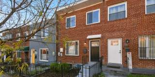 1371 ADAMS Street NE Gallery 1