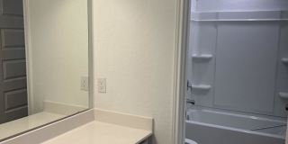 2164 Griffith Gallery 11