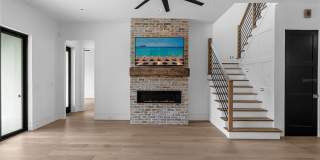 1814 BARKER DRIVE Gallery 19