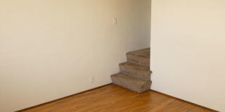 2 BR/ 1 Bath Low- rise Apartment Gallery 9