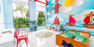 817 NE 211th St Gallery 20