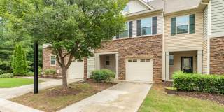 Beautiful 3 Bedroom Townhome in Thompson Ridge – Prime Durham Location! Gallery 3