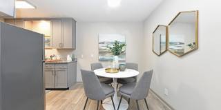 Kinley at the Park Gallery 1