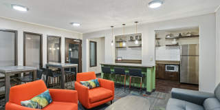 2800 Girard Gallery 14