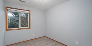Donna Court Gallery 28