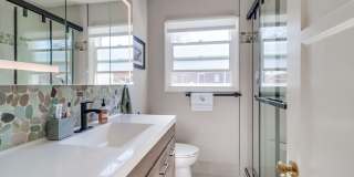 ***VACATION HOME AVAILABLE FROM MAY 15TH- OCTOBER 31ST*** MONTH TO MONTH Gallery 19