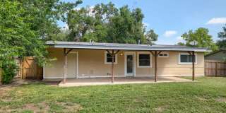 Great Location in the Heart of Schertz! Gallery 17