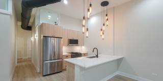 3829 N Southport Gallery 2