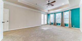 19218 BOLTMORE BAY Gallery 18