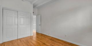 1440 Manhattan Beach Gallery 10