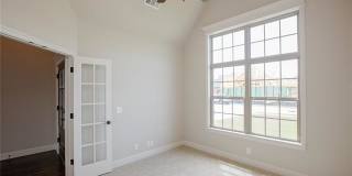Beautiful Yorktown Home in Highly Desired Bixby West  School Gallery 7