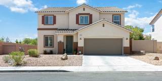 Beautiful Northwest Home For Rent w/ Pool and So Much More Gallery 1