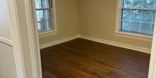 Large 5 Bedroom House in North Campus! Gallery 21