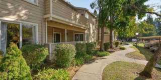 Resort Style Oakland Condo with Private Terrace Resort Style Oakland Condo with Private Terrace Gallery 3