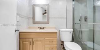 8107 SW 23rd Ct Gallery 16