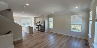 Luxury End‑Unit Townhome with Golf Course Views at Tides at River Marsh- 3D TOUR Gallery 4