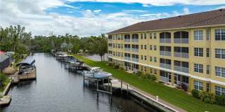 1799 Four Mile Cove Parkway unit: 913 Gallery 33