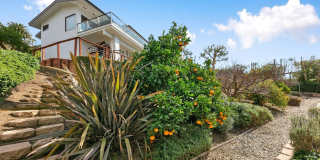 4 Bed, 5 bath home with stunning ocean views located in Malibu hills Gallery 50