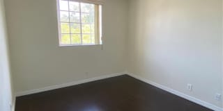 338 Cambridge Drive Gallery 10