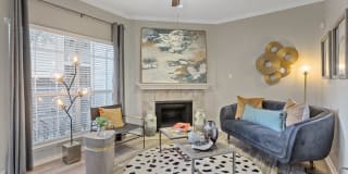 Huntington Meadows Apartment Homes Gallery 2